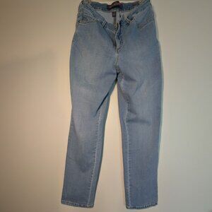 Gloria Vanderbilt Amanda 2.0 Light Denim Slim Leg Jeans Size 10